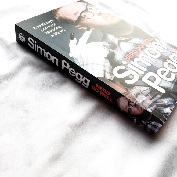 Shaun of the Dead T-Shirt & Simon Pegg Book - Picture 9 of 10